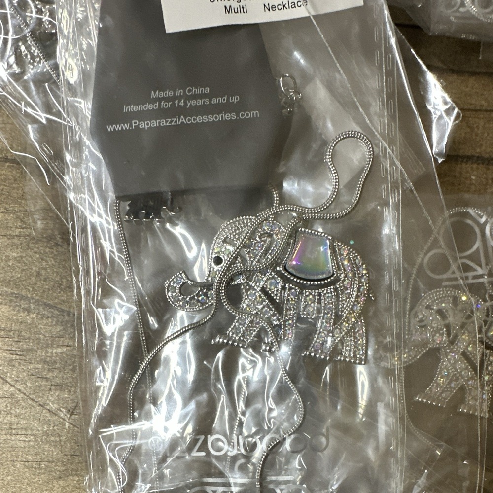 Paparazzi Silver Tone Elephant Charm Pendant Necklace Qty 13